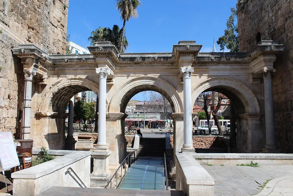 Lazer Pension Antalya